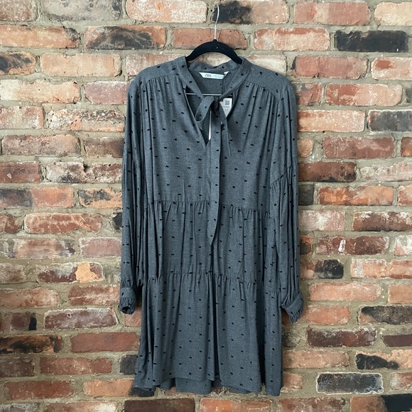 Zara Dresses & Skirts - New Zara dress.